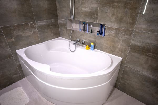 Large Bathtub Installation in Jeffersonville